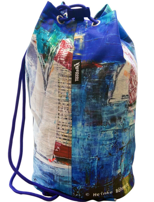 rucksack aus recycling plastik seesack tordalk nolinearts